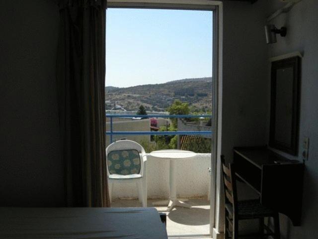 Efrosyni Apartments Agia Marina  Exterior foto