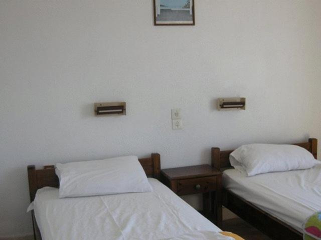 Efrosyni Apartments Agia Marina  Exterior foto
